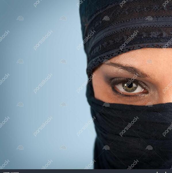 عکس چشم دختر چادری