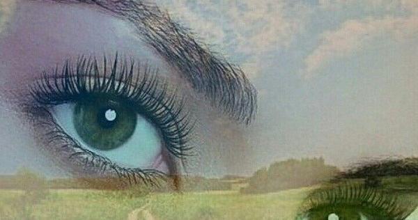 عکس نقاشی دختر چشم سبز