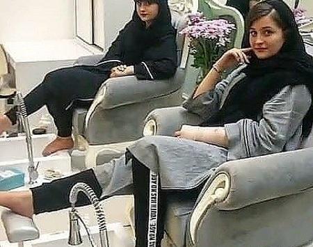 عکس لو رفته سارا نیکا در استخر در آپارات