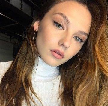 عکس بازیگر های ستاره شمالی