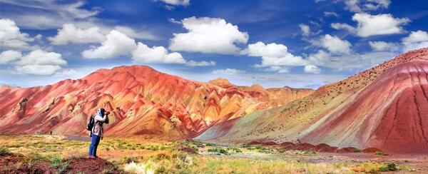 عکس پیاده روی کوه