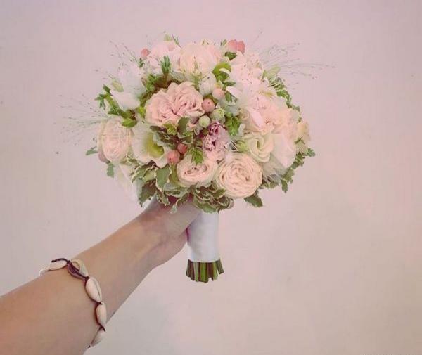 عکس دسته گل لاکچری عروس