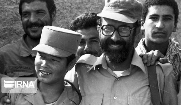 عکس شهید چمران در جنگ