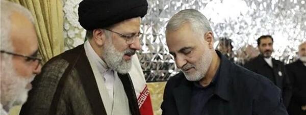 عکس رئیسی با رهبر و سردار سلیمانی