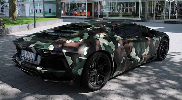 عکس لامبورگینی آبی رنگ
