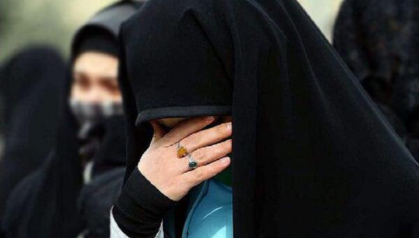 عکس گریه کنان امام حسین