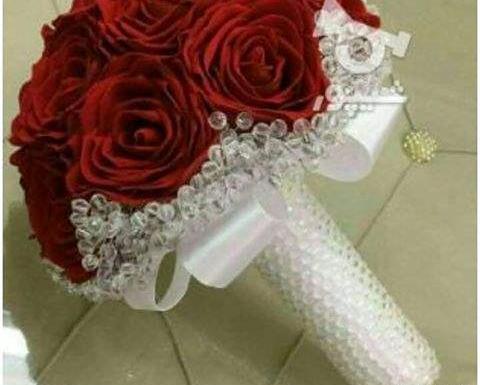 عکس دسته گل کریستالی عروس