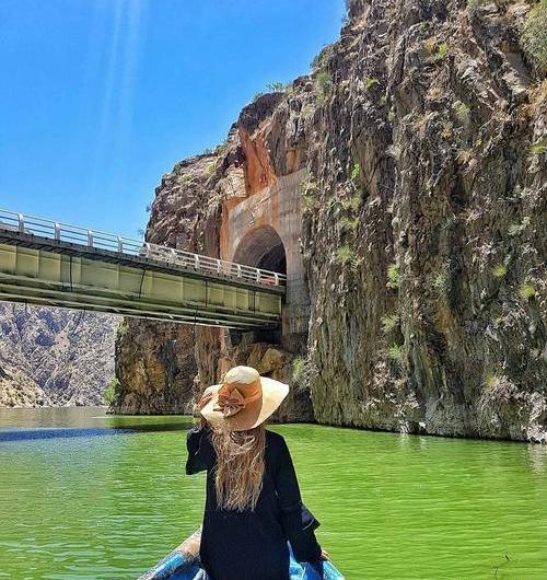 عکس جاهای دیدنی پاوه