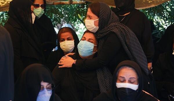 عکس خاکسپاری علی سلیمانی