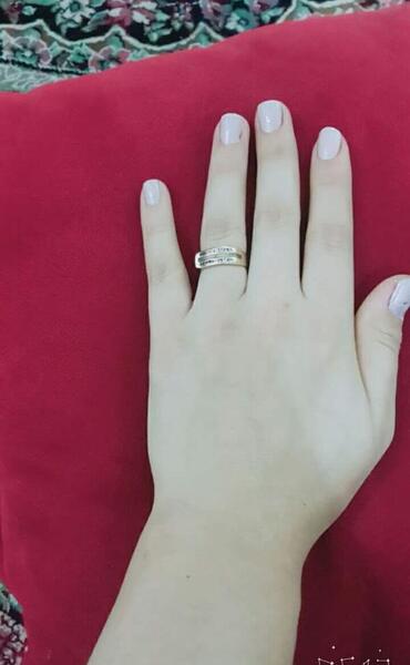عکس ناخن لاک زده