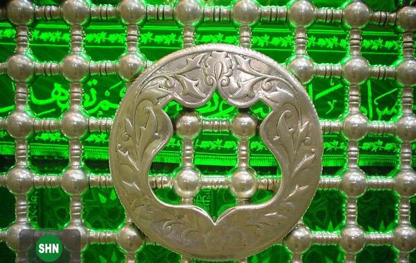 عکس داخل ضریح امام علی
