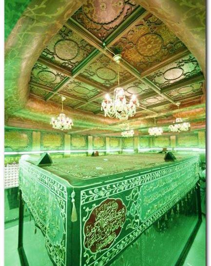 عکس داخل ضریح امام علی