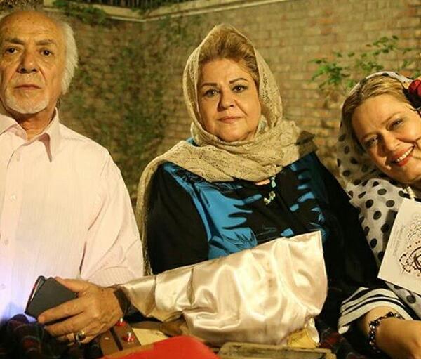 عکس خاکسپاری پدر بهاره رهنما