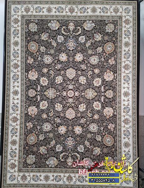 عکس فرش کرم قهوه ای