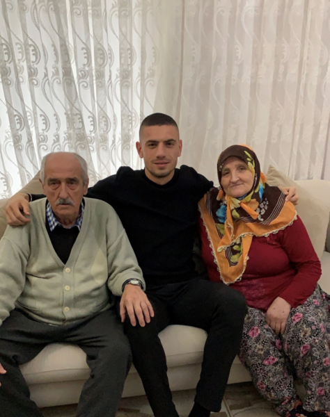 عکس مادر بردیا سعادت