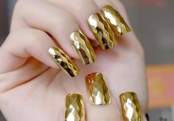 عکس ناخن آینه ای