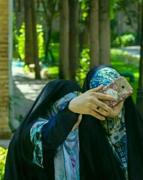 عکس دوتا دختر چادری رفیق