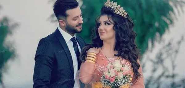 عکس نامزدی با لباس کردی