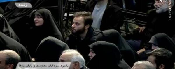 عکس حاج قاسم سلیمانی با فرزندانش