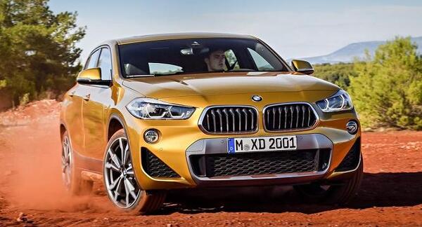 عکس ماشین بی ام وی شاسی بلند