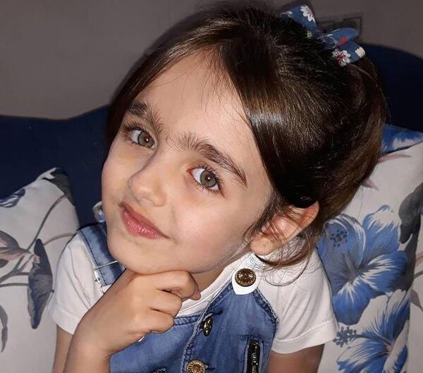 عکس بچه آفریقایی و کرکس