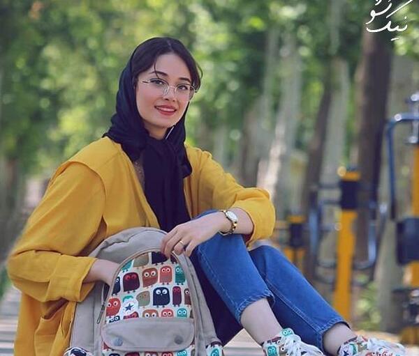 عکس دختر با مانتو اسپرت دانشجویی