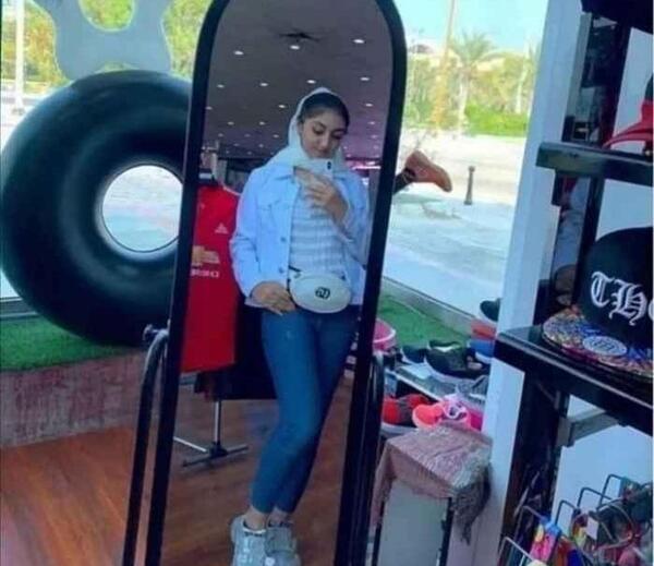 عکس واقعی هلیا قمه کش