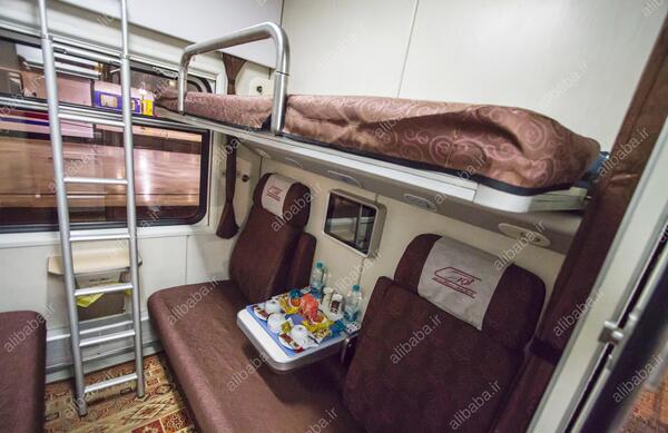 عکس داخل واگن قطار