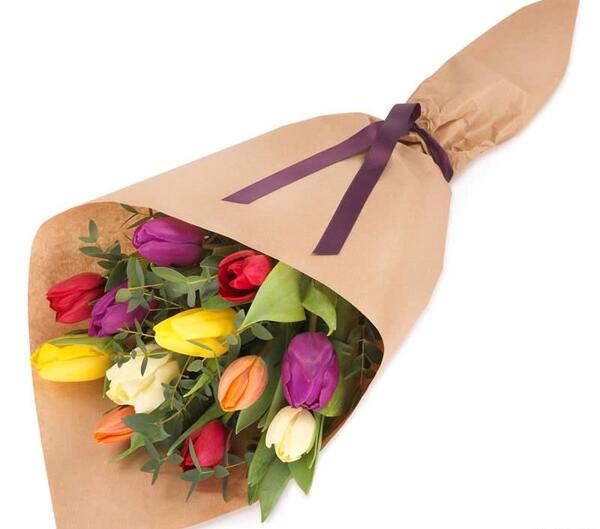 عکس دسته گل لاله رنگی
