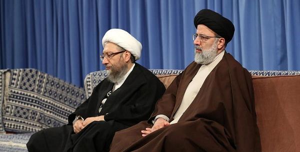 عکس رئیسی و رهبری
