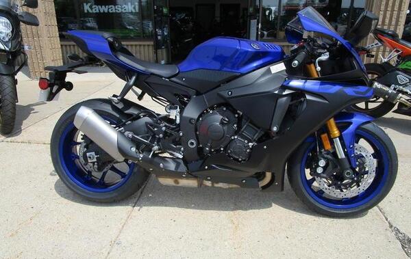 عکس موتور rr 1000