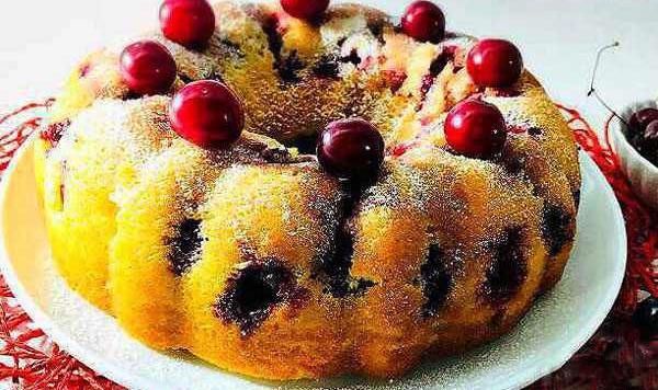 عکس کیک آلبالویی