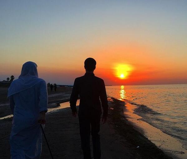 عکس غروب لب ساحل