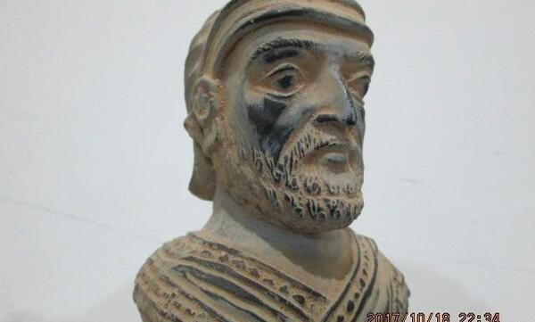 عکس کوروش کبیر مجسمه