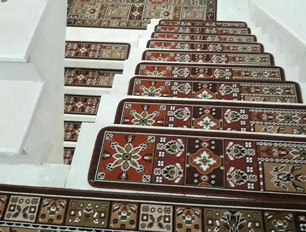 عکس فرش راه پله