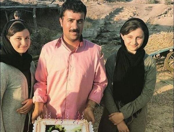 عکس سارا و نیکا با آریا عظیمی نژاد