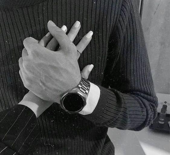 عکس عاشقانه قلب روی دست