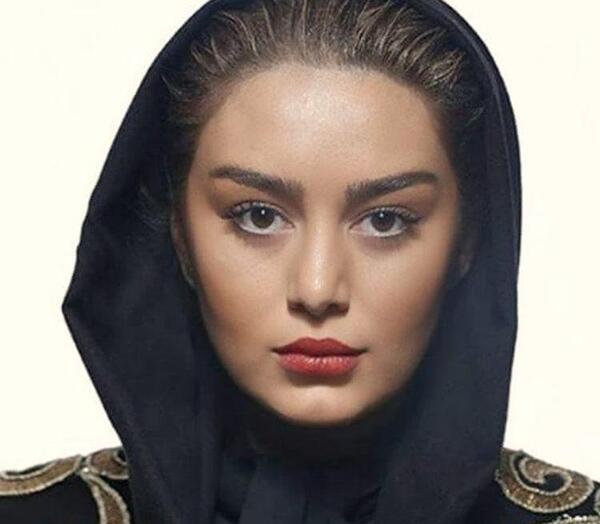 عکس لب سحر قریشی