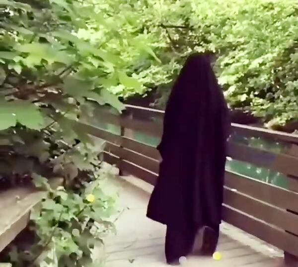 عکس دختر چادری از پشت جدید
