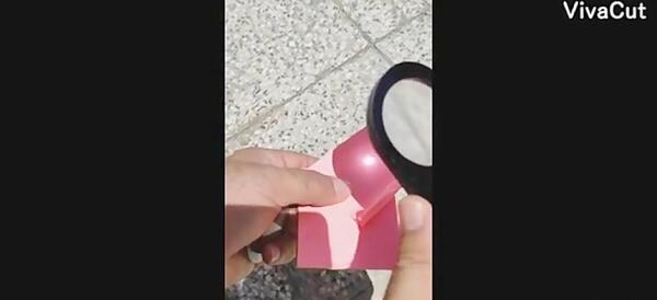 عکس سوختن کاغذ با ذره بین