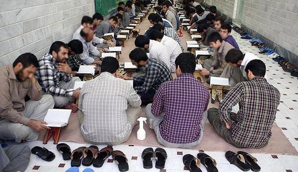 عکس داخل زندان ساحلی قم