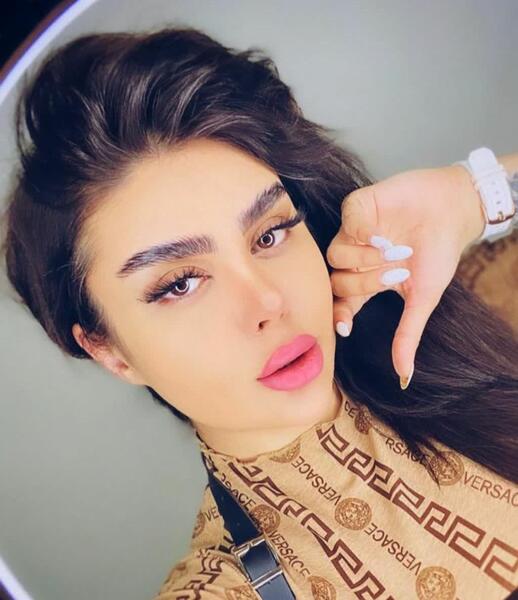 عکس لب دخترونه فیک