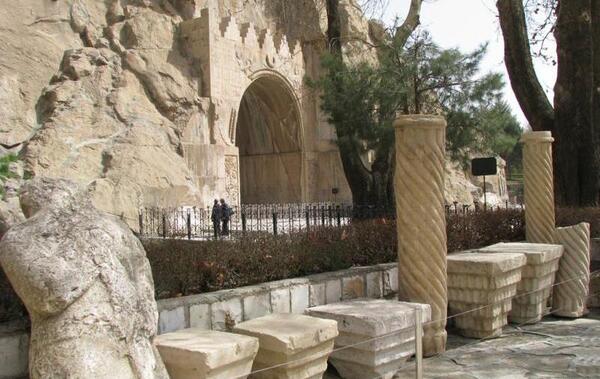 عکس قدیمی طاق بستان کرمانشاه