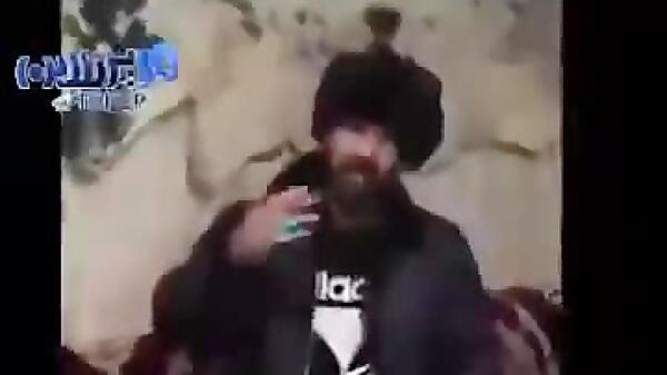 عکس وحید مرادی با کلاه پشمی