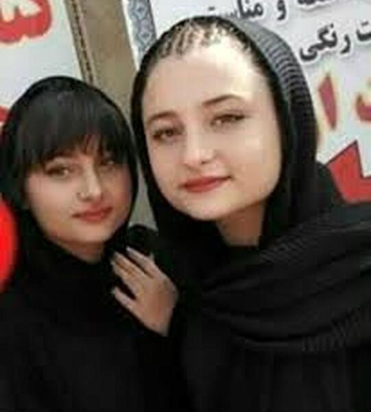 عکس سارا و نیکا و همسرشان