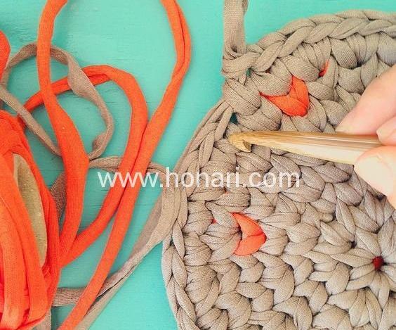 عکس فرشینه با نخ تریکو