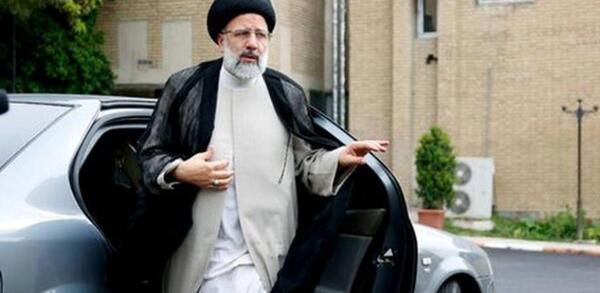 عکس رئیسی ریاست جمهوری