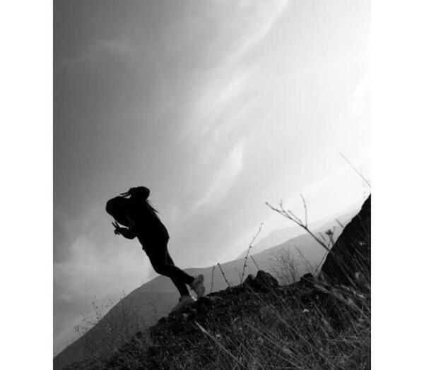 عکس فیک دخترونه سیاه سفید