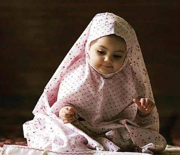 عکس دختر بچه ی چادری