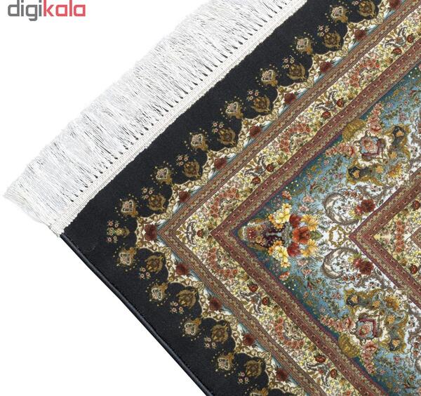 عکس فرش خاکستری